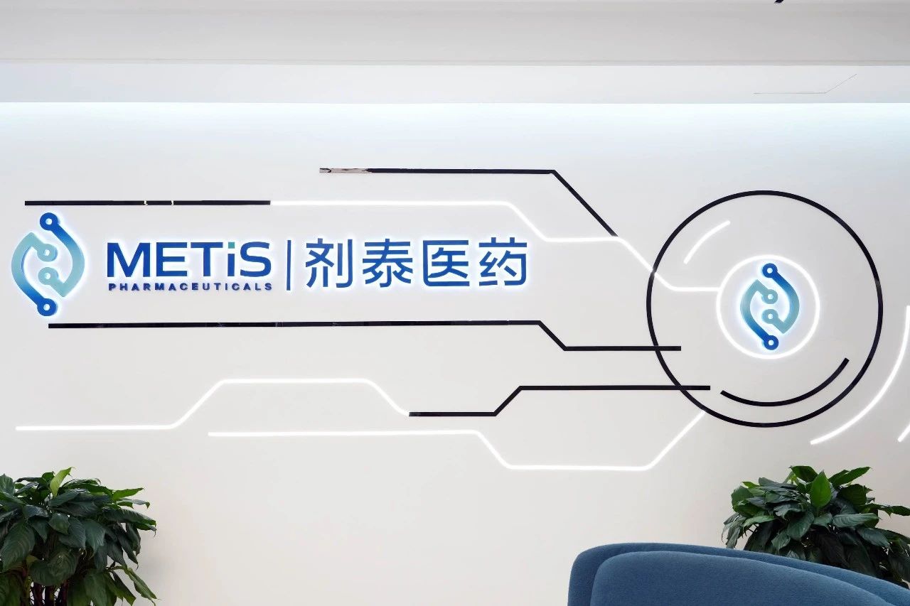 1697082672773659.jpg 1697082672773659.jpg